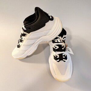 adidas Court Stabil Volleyball Sneaker, Indoor Court Shoe, Size 7.5 -NEW in Box